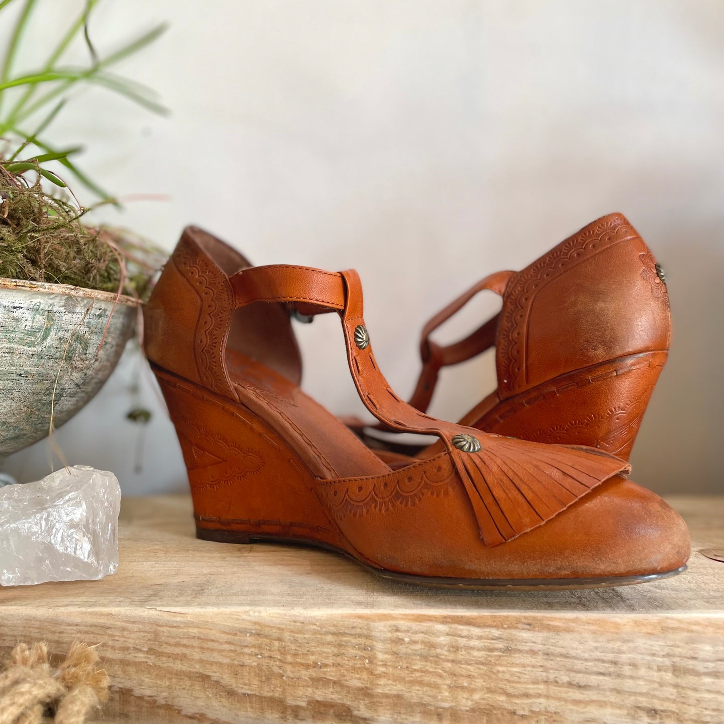 Vintage Tan Wedge Sandals