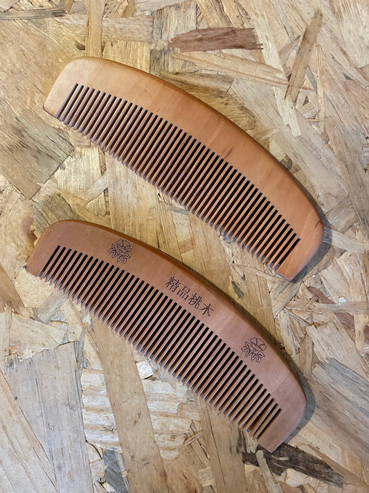 Jolly Brown bamboo hair comb