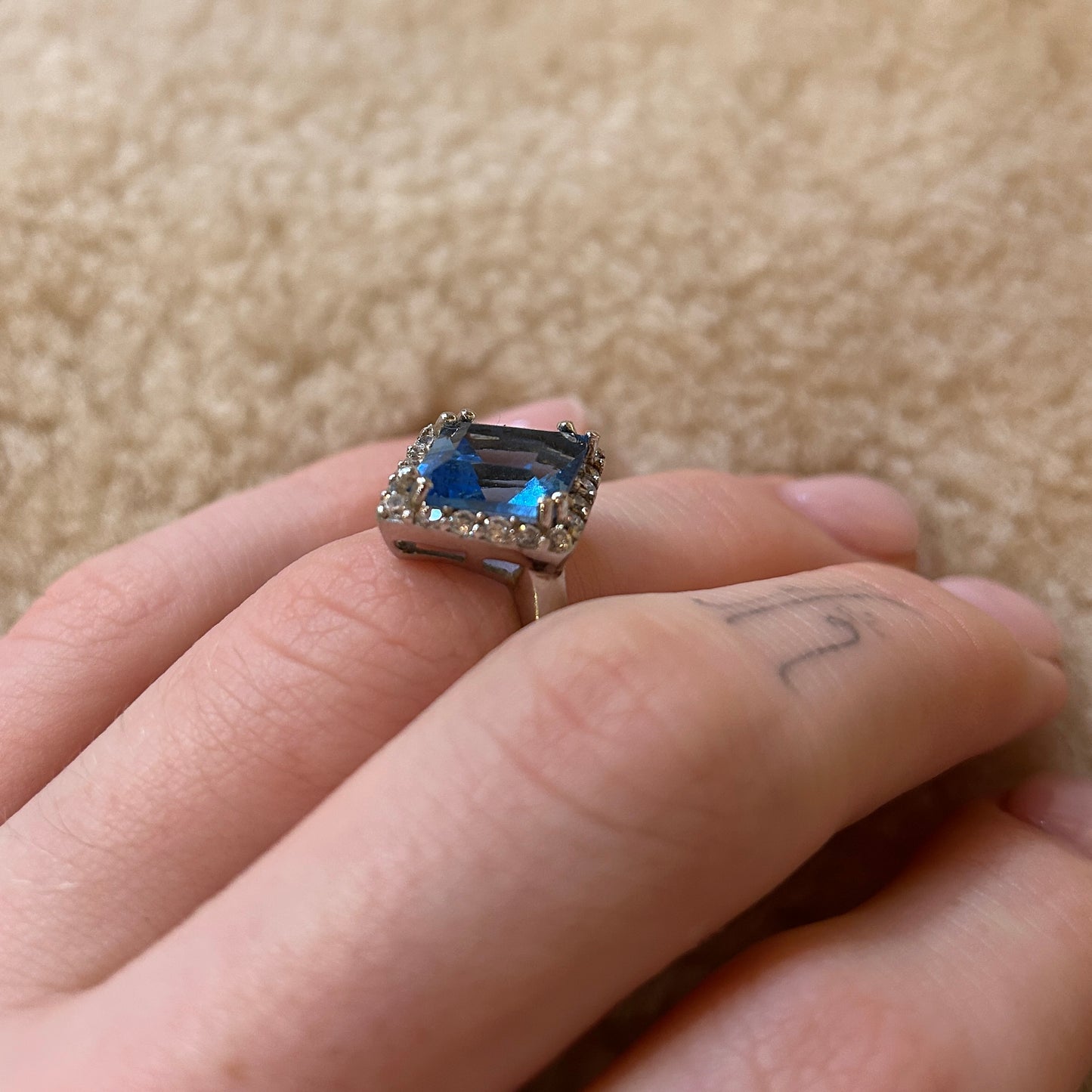 Blue Topaz and Cz Ring 925 silver Detailed Shield