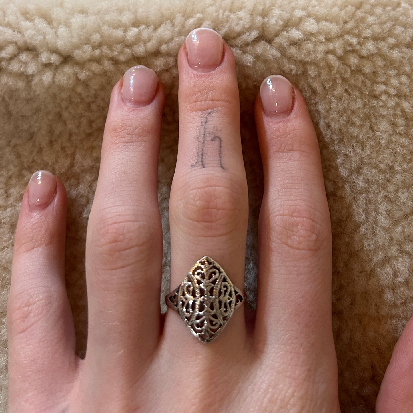 925 Silver medieval romance style Detailed Ring