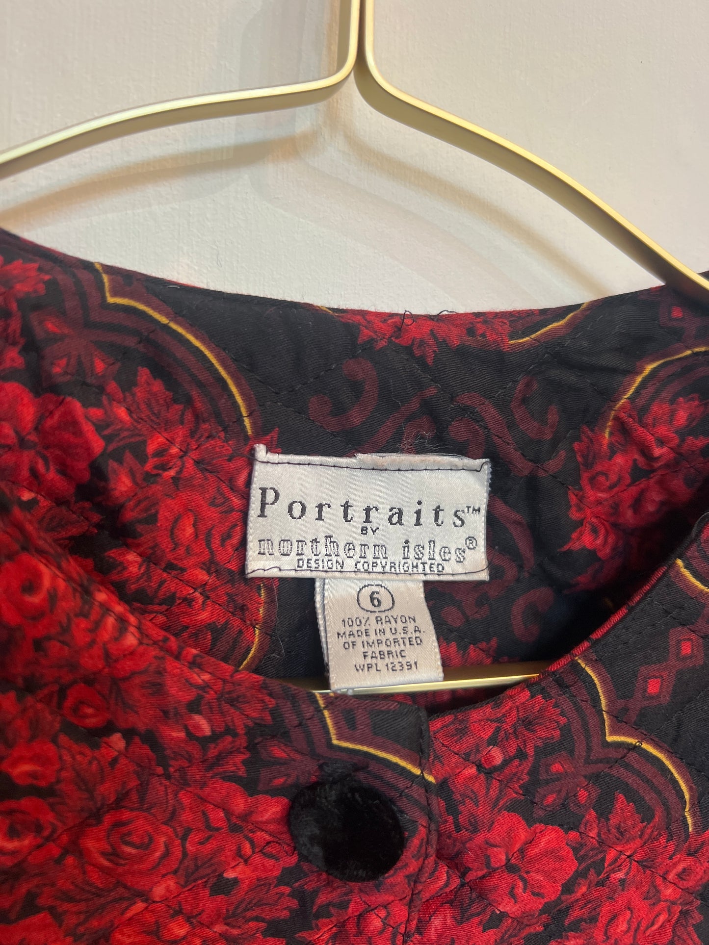Vintage 1970s quilted spring jacket red & black