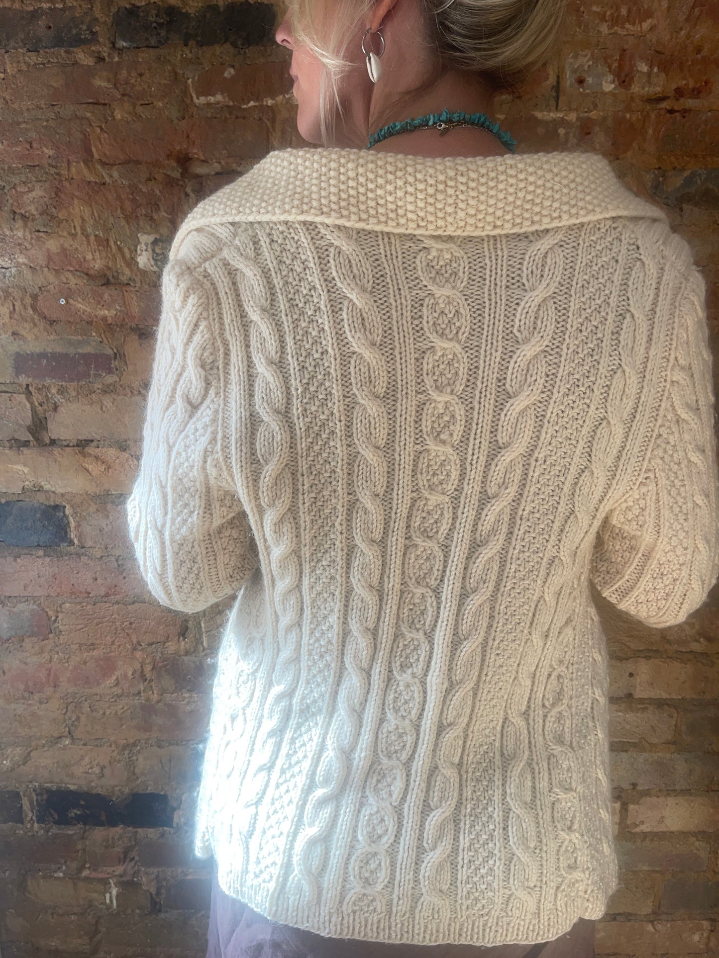 Vintage handmade cream cable knit wool Cardigan