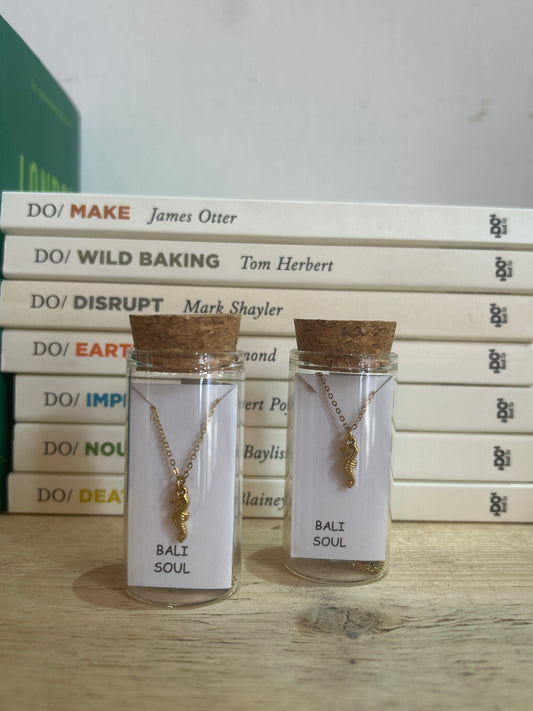 Bali soul seahorse necklace