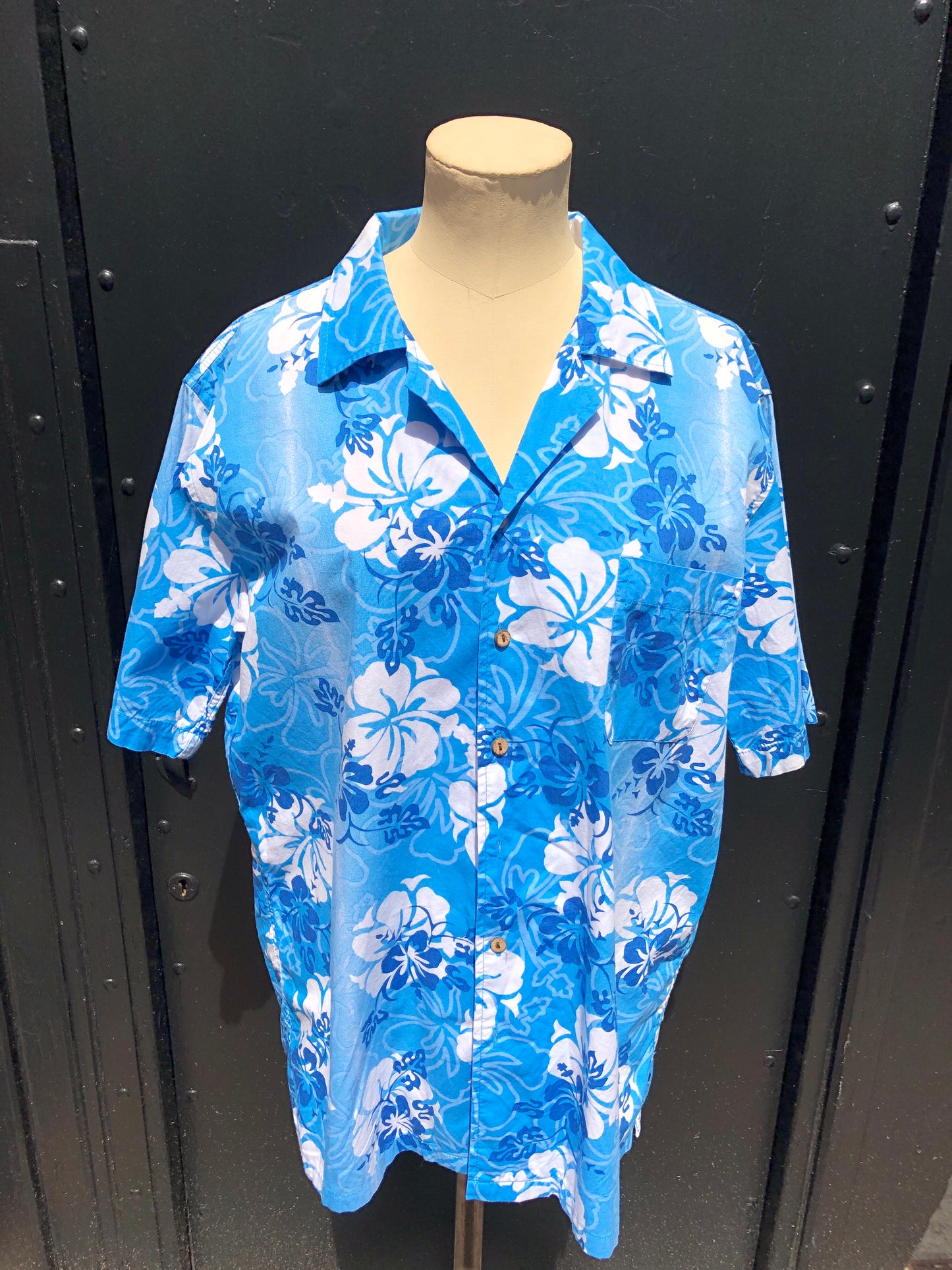 Vintage Hawaiian shirt