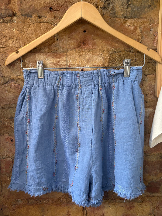 Blue linen embroidered shorts