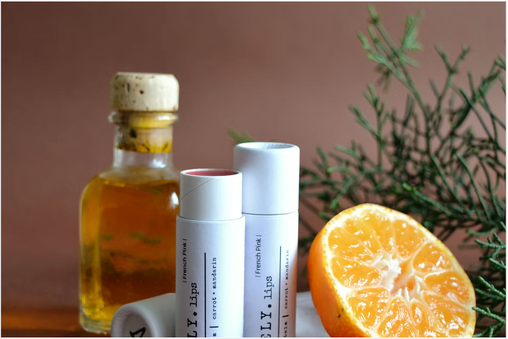 Carrot and Mandarin Natural Vegan Tinted Lip Balm "French Pink"